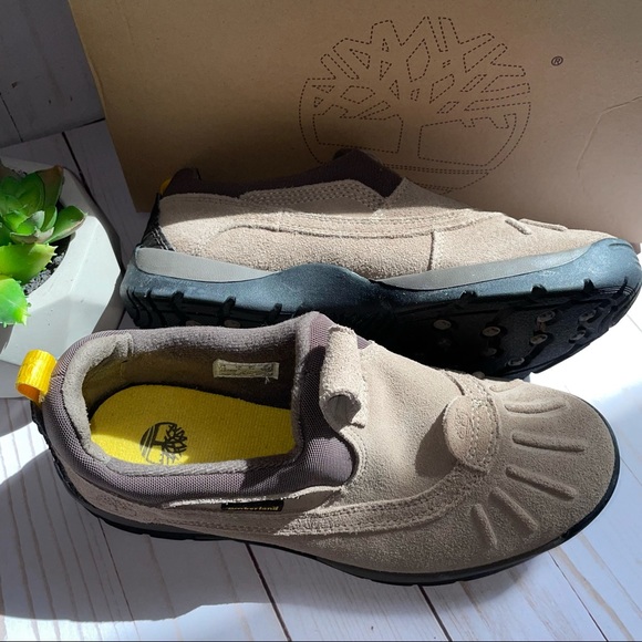 NWOT Timberland Ankle Hiking Boot. Youth SS 4.5 compares to Woman’s size 5.5/6 - Picture 2 of 6